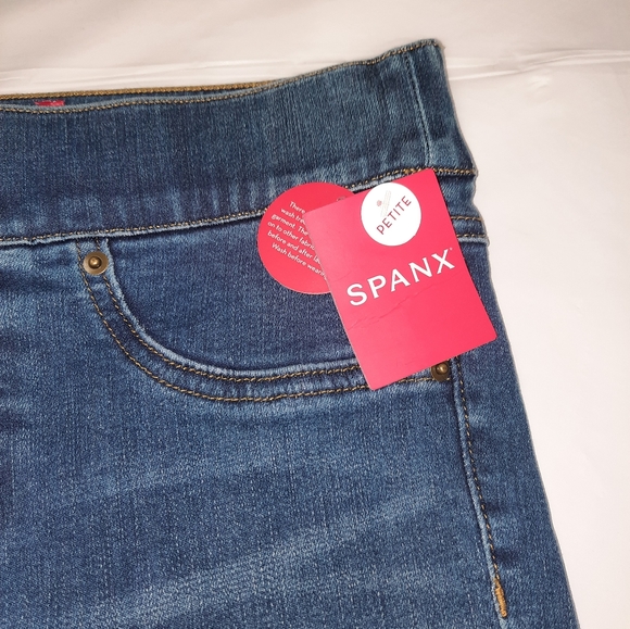 Spanx | Petite Distressed Ankle Skinny Pull On Jeans Size XS NWT - Picture 11 of 12